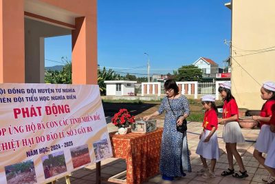 Nhằm kêu gọi sự ủng hộ tấm lòng tương thân, tương ái của quí bậc phụ huynh và toàn thể các em học sinh hướng về đồng bào miền Bắc bị thiệt hại do bão lũ gây ra. Hôm nay 16/9/2024 liên đội phát động phong trào quyên góp ủng hộ đồng bào Miền Bắc năm học 2024 -2025. Xin thay mặt cho nhà trường và liên đội cảm ơn và trân quý tấm lòng của quý bậc phụ huynh và toàn thể các em học sinh trường tiểu học Nghĩa Điền!