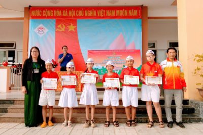 Liên đội tổ chức ngày hội : ” Thiếu nhi vui khỏe- tiến bước lên đoàn” năm học 2024 -2025 nhằm kỷ niệm 94 năm ngày thành lập Đoàn TNCS Hồ Chí Minh; phát động 5 tuần thi đua cao điểm của thiếu nhi cả nước chào mừng kỷ niệm 50 năm giải phóng miền Nam,thống nhất đất nước 30/4( 30/4/1975 – 30/4/2025) với nhiều nội dung: đồng diễn sân trường, trò chơi dân gian, nói chuyện ngày thành lập đoàn 26/3. Với 371 học sinh tham gia.